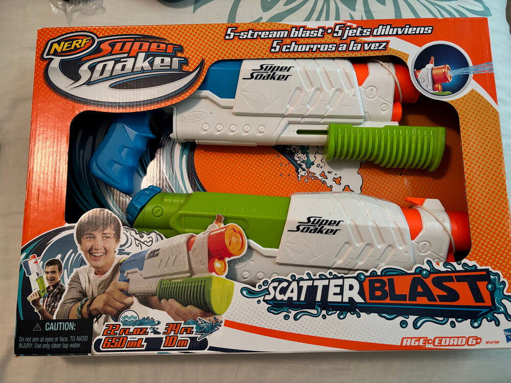 Nerf Super Soaker Scatter Blast Water Blaster Set